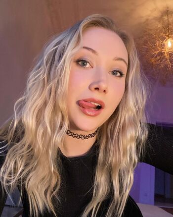 Abby ASMR