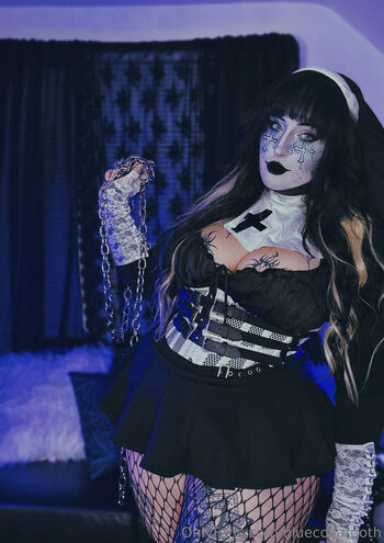 Bluecollargoth