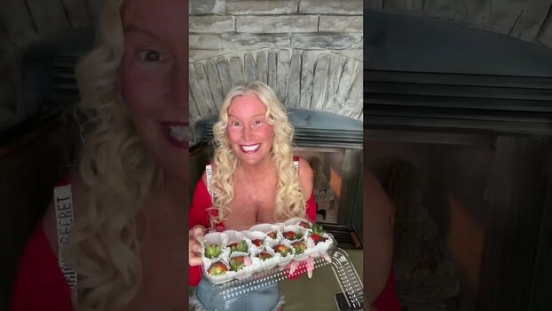 hotazzchick