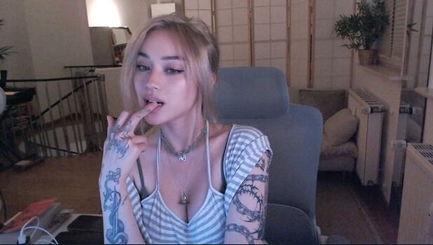 JadeyAnh