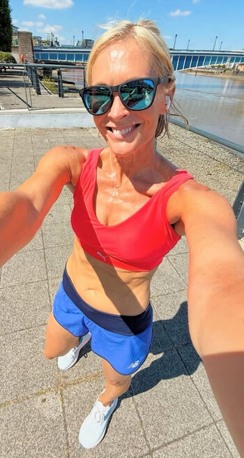 Jenni Falconer