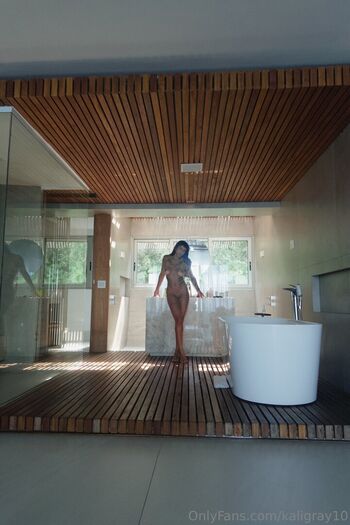 kaligray10
