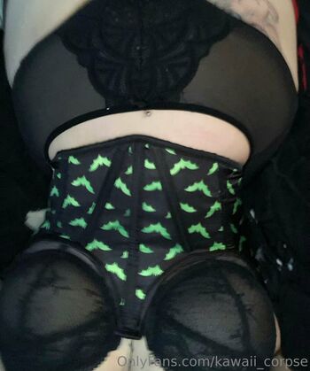 Kawaiii_Corpse, Bella Luna