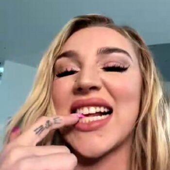 Kayley Gunner