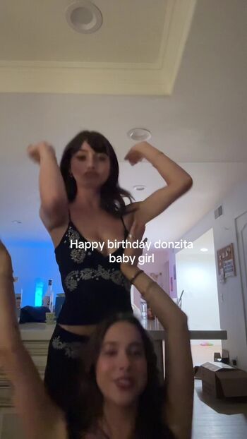 Lauren Donzis