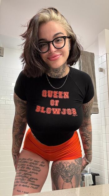 Leigh Raven