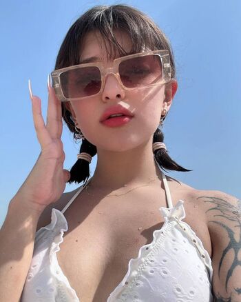 mia_angeel_