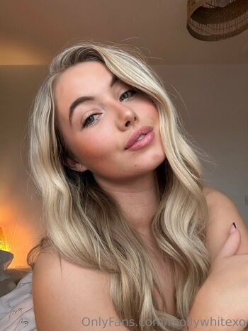 mollywhitexo