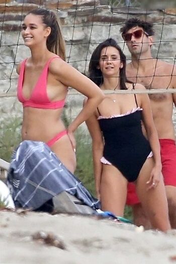 Nina Dobrev