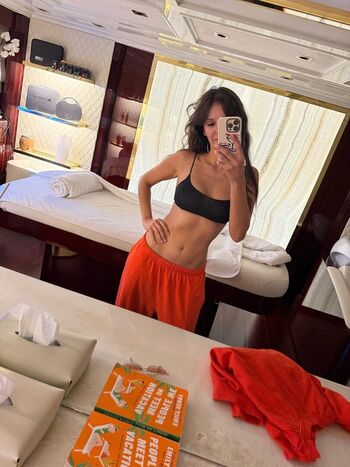 Nina Dobrev