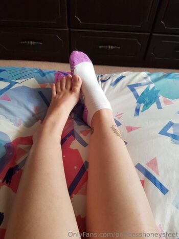princesshoneysfeet