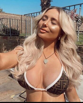 Saffron Barker