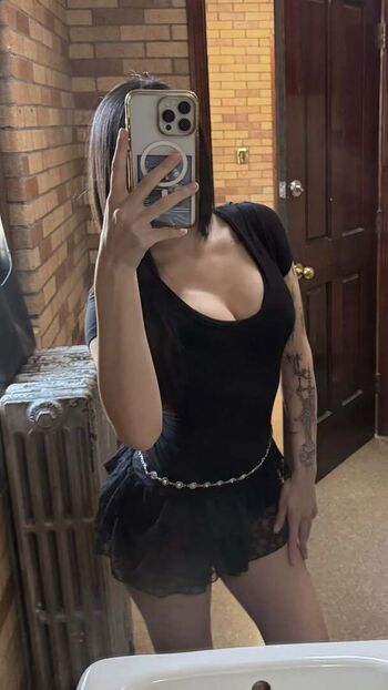 Shilynn Velez