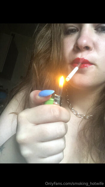 smoking_hotwife