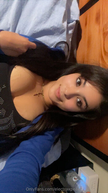 Xpeachessxx