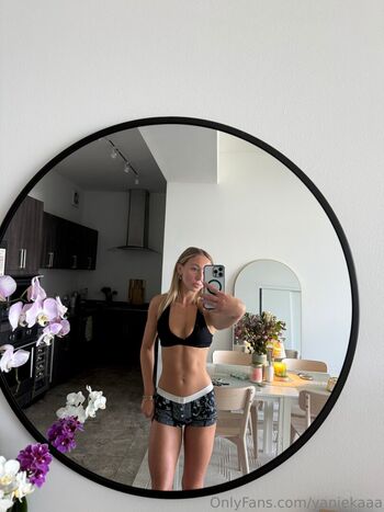 yaniekaaa
