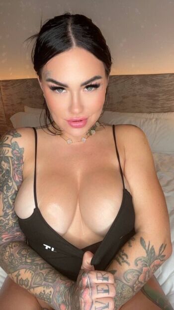 yvonne_bar